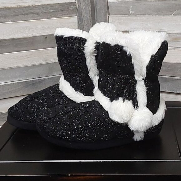 Women's Plush Knit Memory Foam Bootie Slipper | Chinese Laundry | S (5/6) - Picture 2 of 11